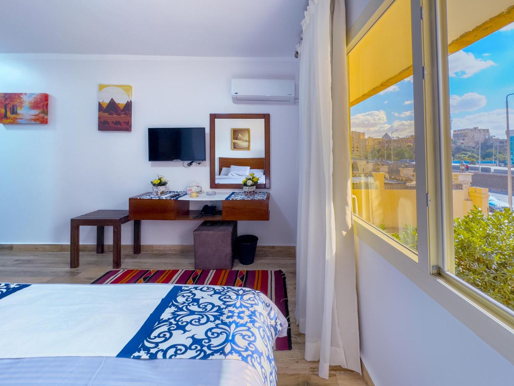 Royal Crown Hotel Giza Pyramids View Kafret el-Gabal 외부 사진