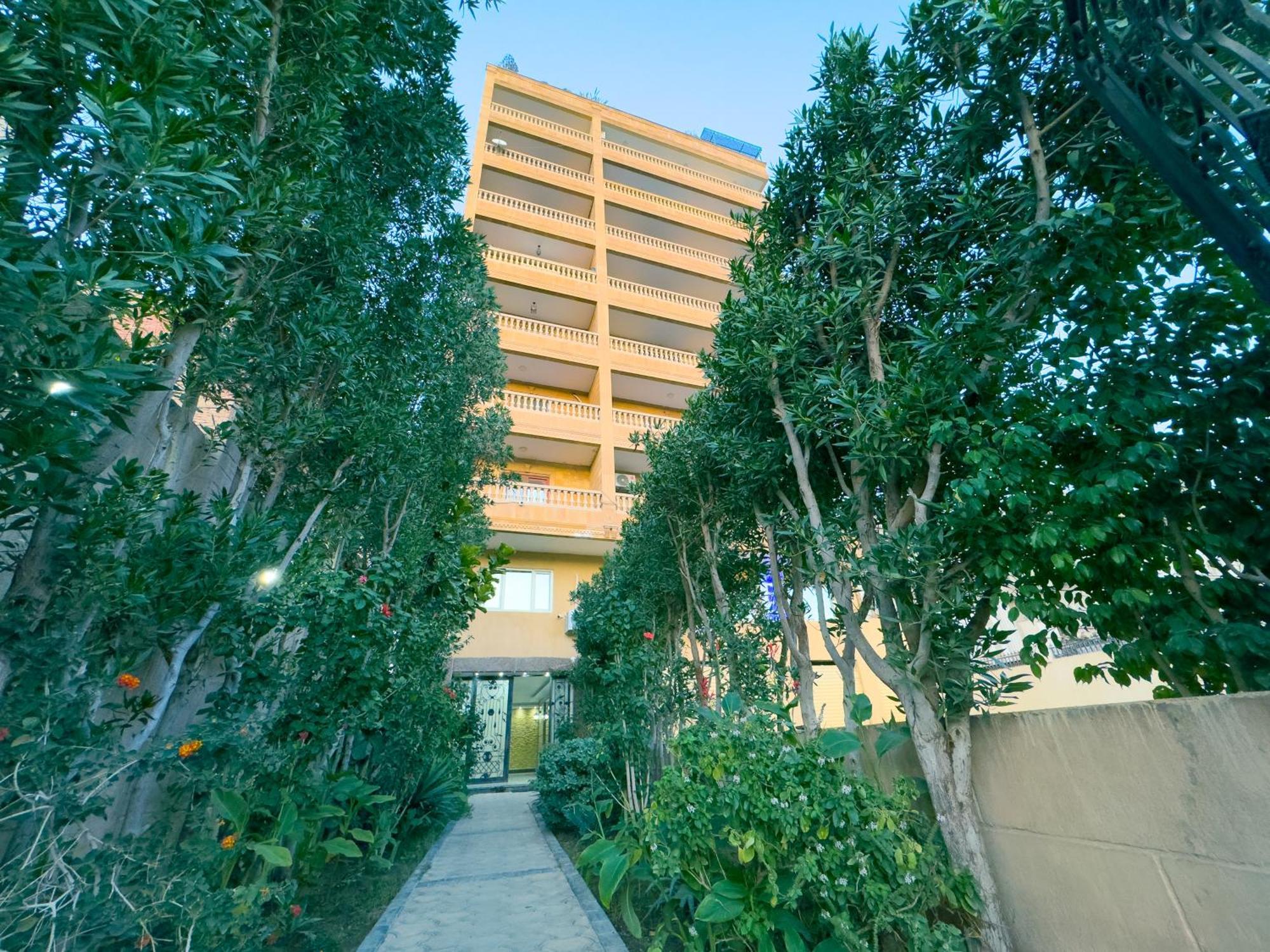 Royal Crown Hotel Giza Pyramids View Kafret el-Gabal 외부 사진