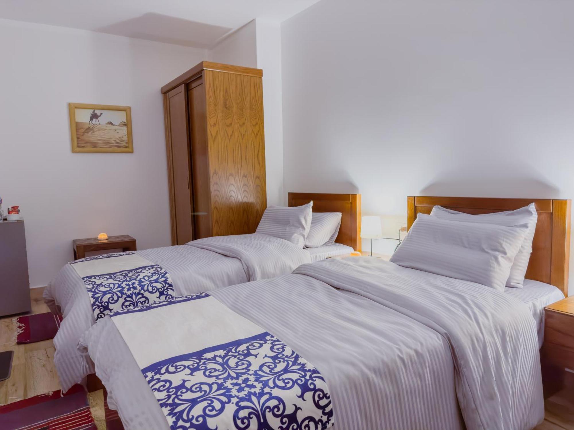 Royal Crown Hotel Giza Pyramids View Kafret el-Gabal 객실 사진